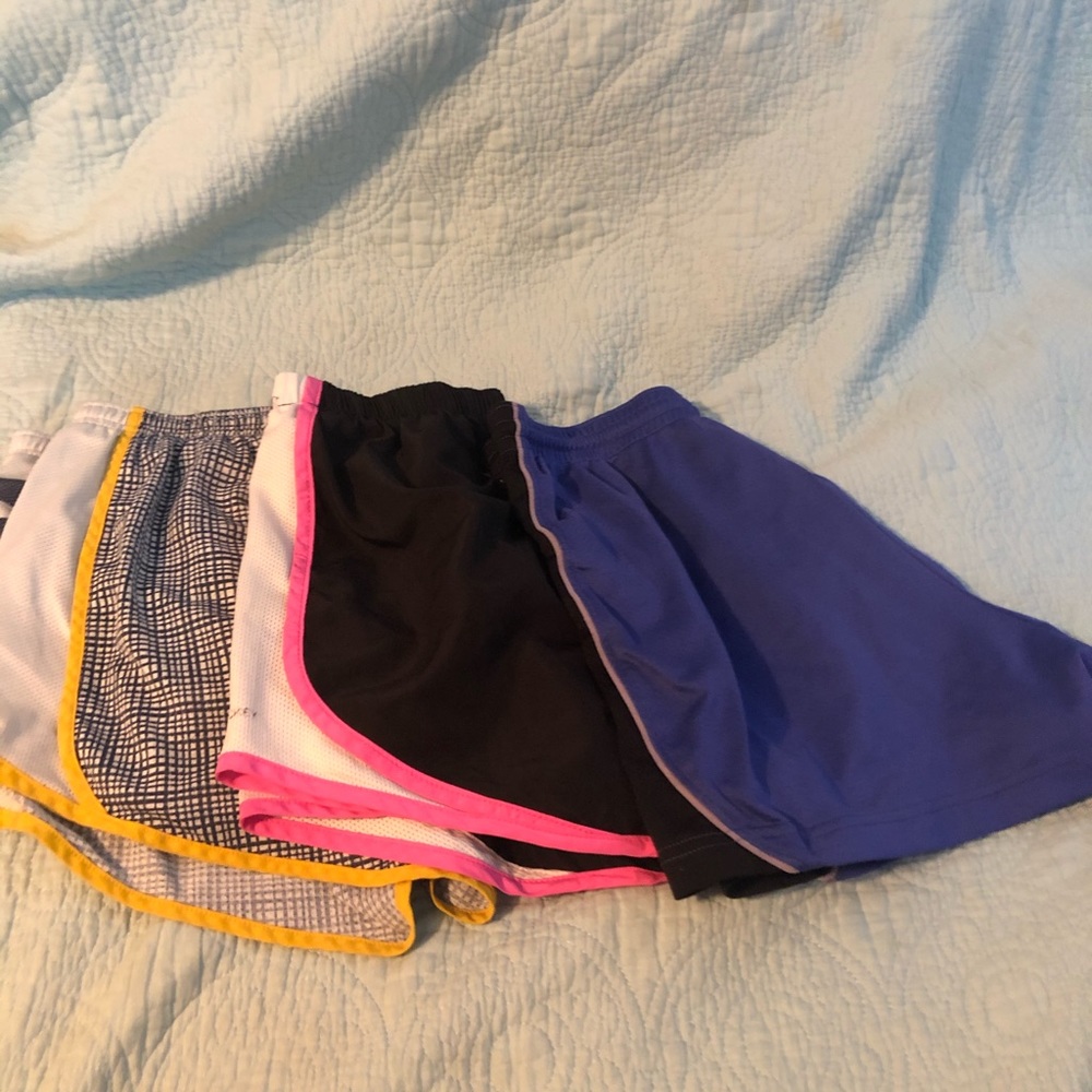 Set of girls Athletic shorts sizes 🚴🏼‍♀️🤸🏽‍♂️